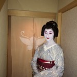 まん 美しい芸妓さんのいるバー  京都祇園